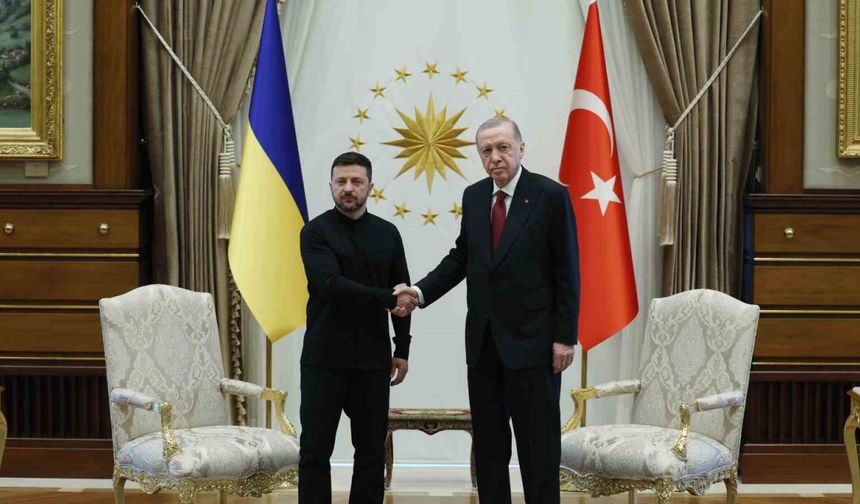 Cumhurbaşkanı Erdoğan, Ukrayna Cumhurbaşkanı Volodimir Zelenskiy ile bir araya geldi.