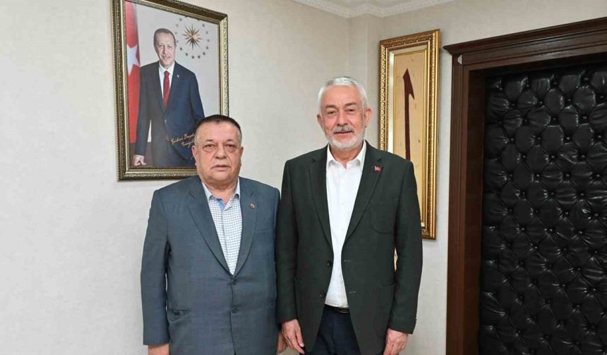 Emeklilerden Başkan Başdeğirmen’e destek