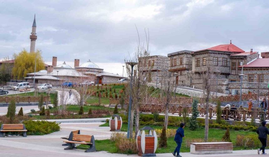 Havalar parçalı bulutlu olacak