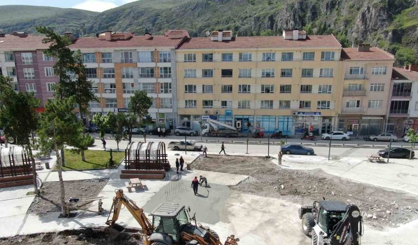İnönü Cumhuriyet Meydanı’nda sona yaklaşılıyor