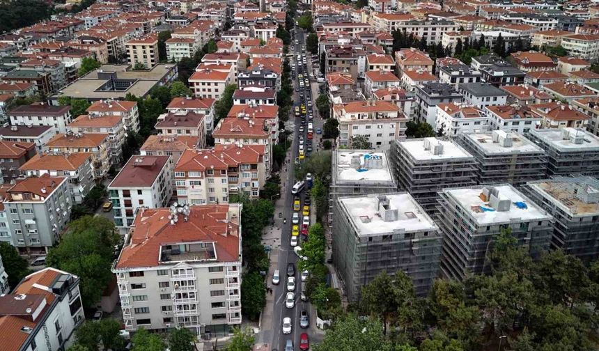 İstanbul’da İSKİ yolu kapattı vatandaş çileden çıktı