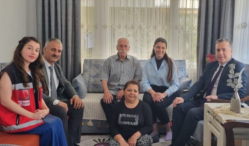 Kaymakam Kapankaya’dan engelli çifte anlamlı ziyaret