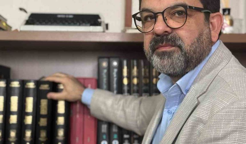 Köseoğlu’ndan yeni kitap: ‘Arasta’da Bir Zaman Yolculuğu’