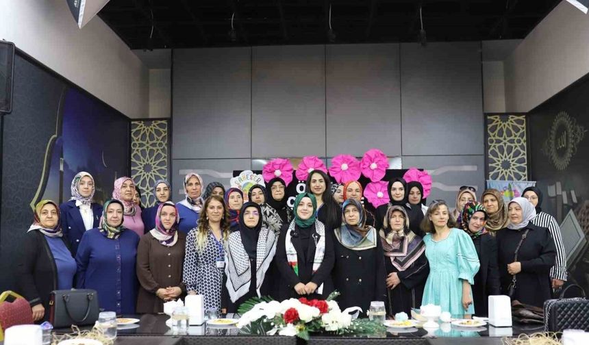 Malatya’da anlamlı Anneler Günü buluşması