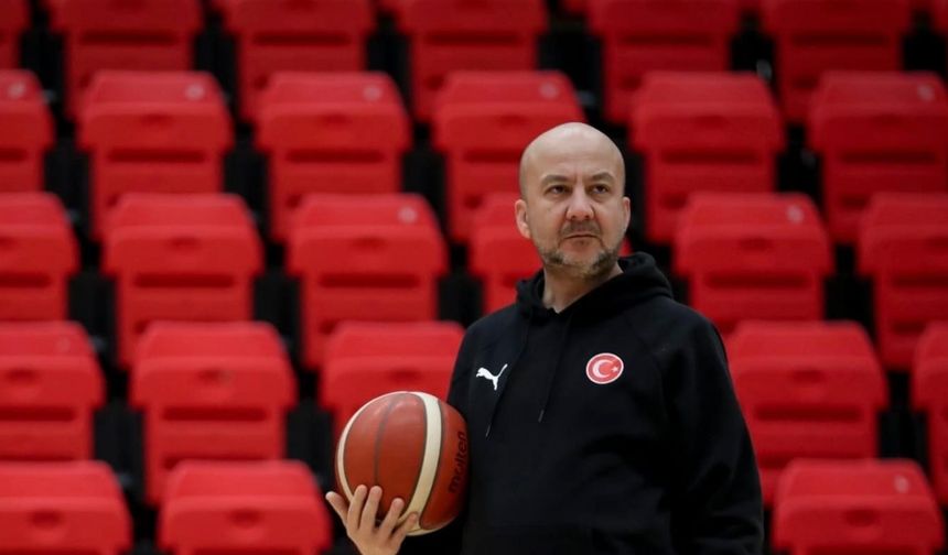 Melikgazi Kayseri Basketbol Antrenörü Özsarı, sezonu değerlendirdi