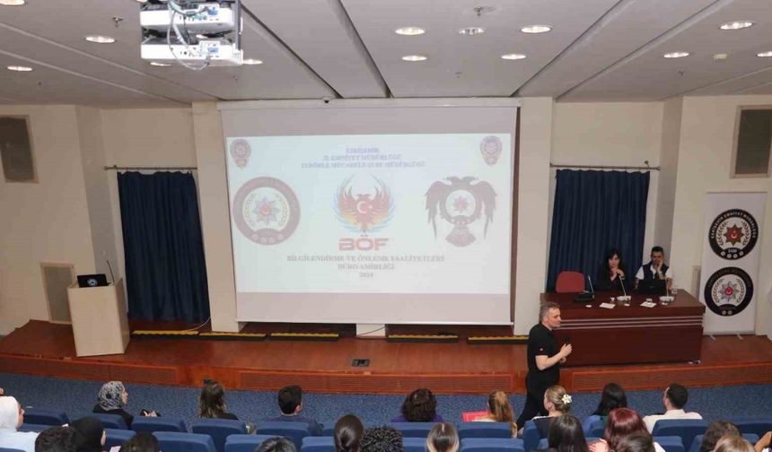 Uluslararası öğrencilere bilgilendirme semineri