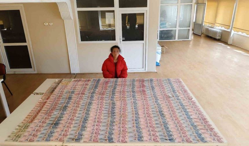 Zabıtanın yakaladığı dilencinin üzerinden 50 bin TL çıktı
