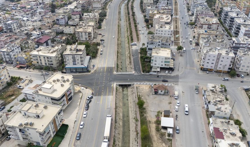Tarsus'ta Tehlikeli Köprü Yenilendi