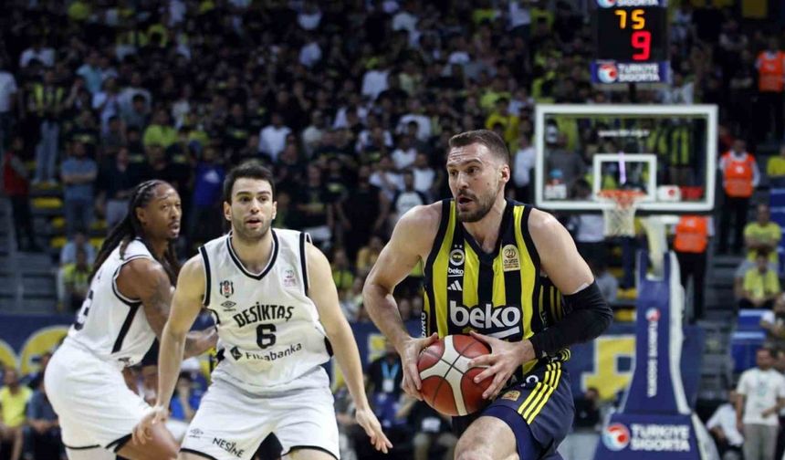 Fenerbahçe, final serisinde 1-0 öne geçti