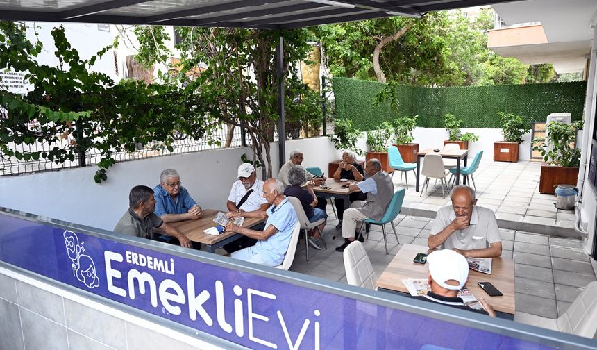 Mersin Büyükşehir Erdemli'de Emekli Evi Açtı