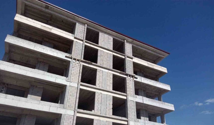 Beypazarı’nda inşaattan düşen usta hayatını kaybetti