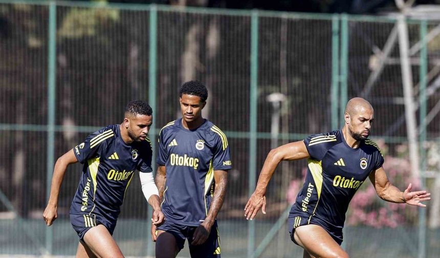 Fenerbahçe, yeni sezon hazırlıklarını sürdürüyor
