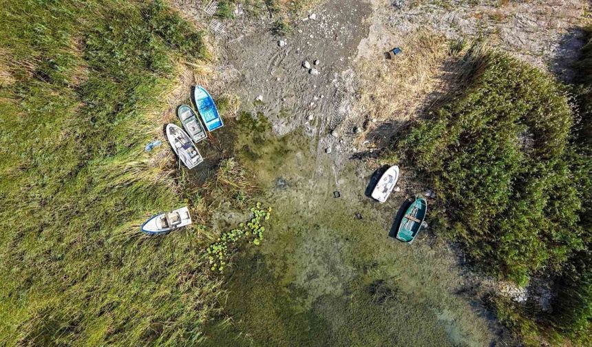 Sapanca Gölü’nde son 2 yılda 60 milyon metreküp su kaybı: Ekipler çağrıda bulundu