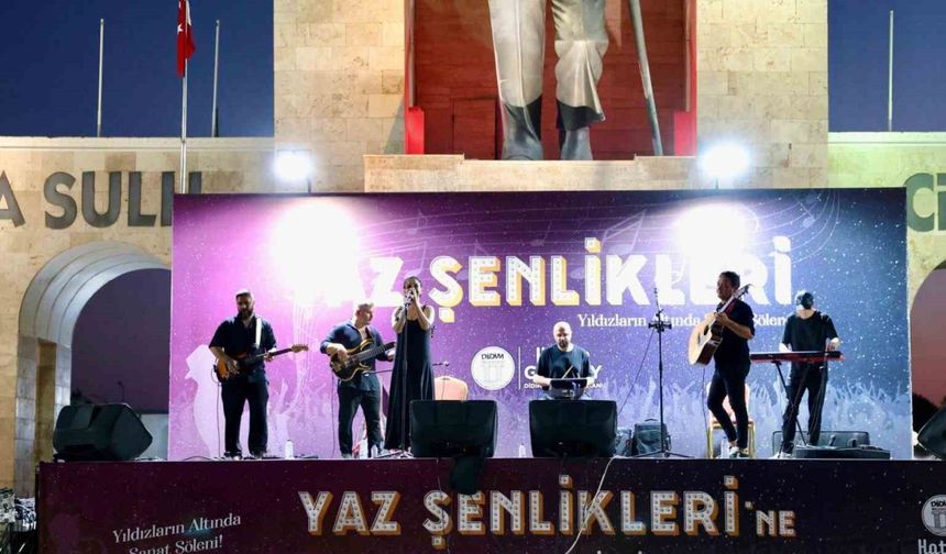 Didim’de yaz şenlikleri akşamlara renk katıyor
