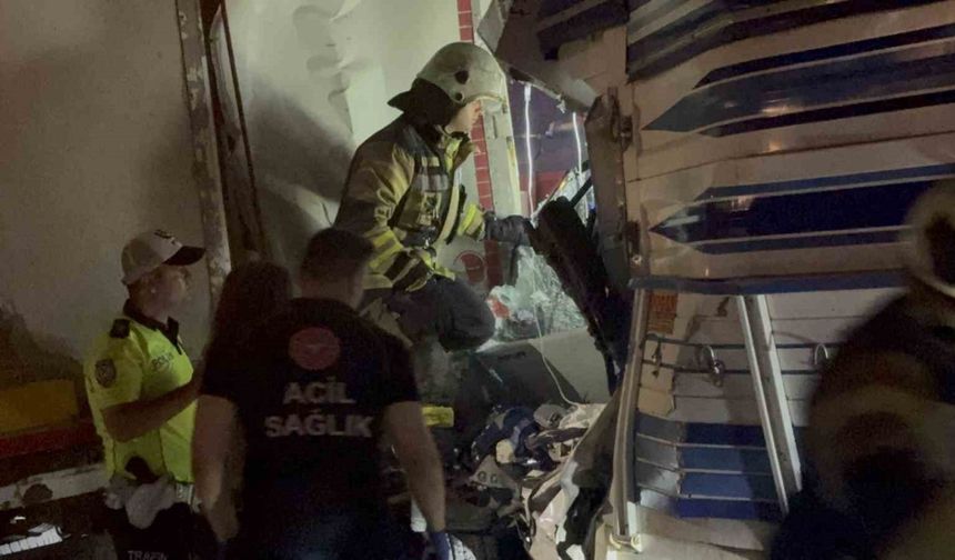 Kocaeli’de 1 kişinin öldüğü zincirleme kazayla ilgili 2 sürücü tutuklandı
