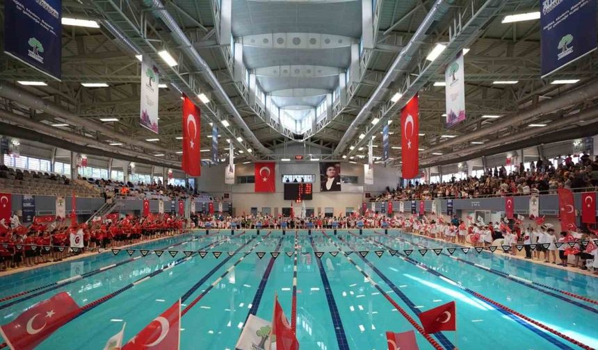 Şehitkamil’de çocuklar Alleben ile hem öğrendi hem serinledi