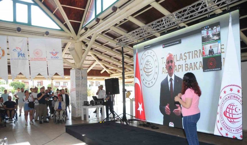 Bakan Uraloğlu: "10 yılda 9,3 milyon engelli demiryollarında ücretsiz seyahat etti"