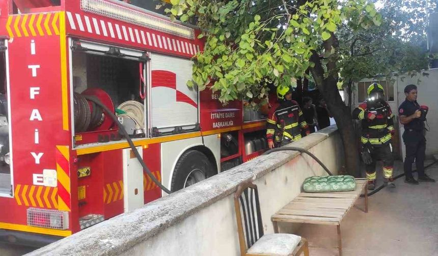 Balıkesir’de ev yangını