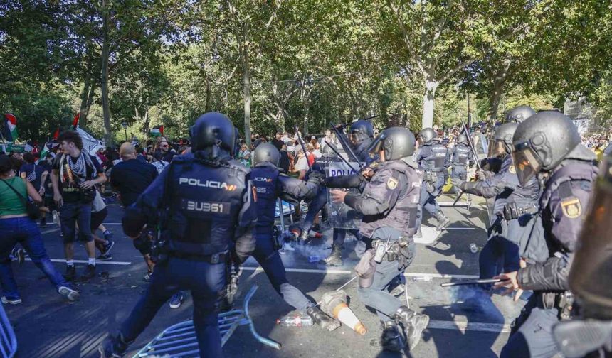 İspanya’daki bisiklet yarışının final etabı İsrail karşıtı protesto nedeniyle iptal edildi