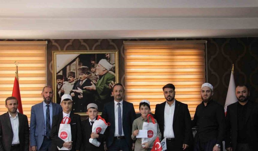 Kur’an-ı Kerim’i en güzel okumak için yarıştılar