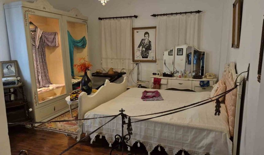 Zeki Müren, vefatının 29. yılında anıldı