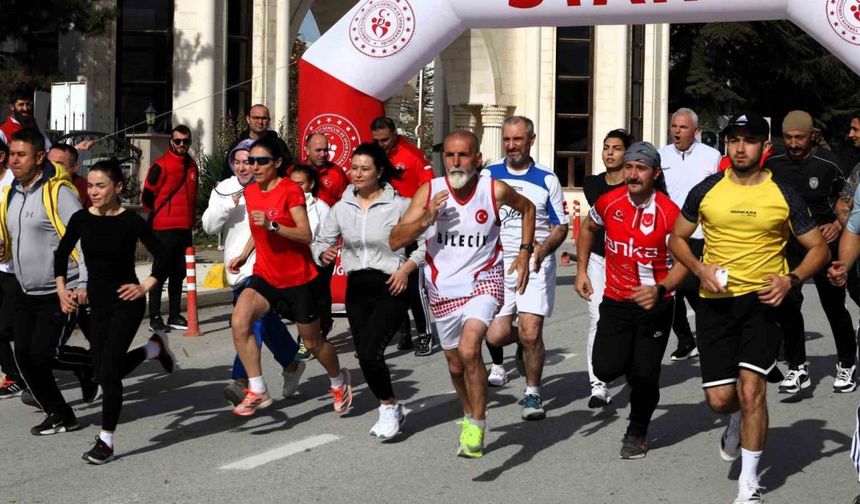 3. Cumhuriyet Halk Koşusu Söğüt’te gerçekleşti