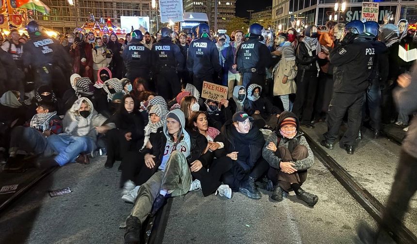 Almanya’nın başkenti Berlin’de Küresel Sumud Filosu’na destek gösterisi