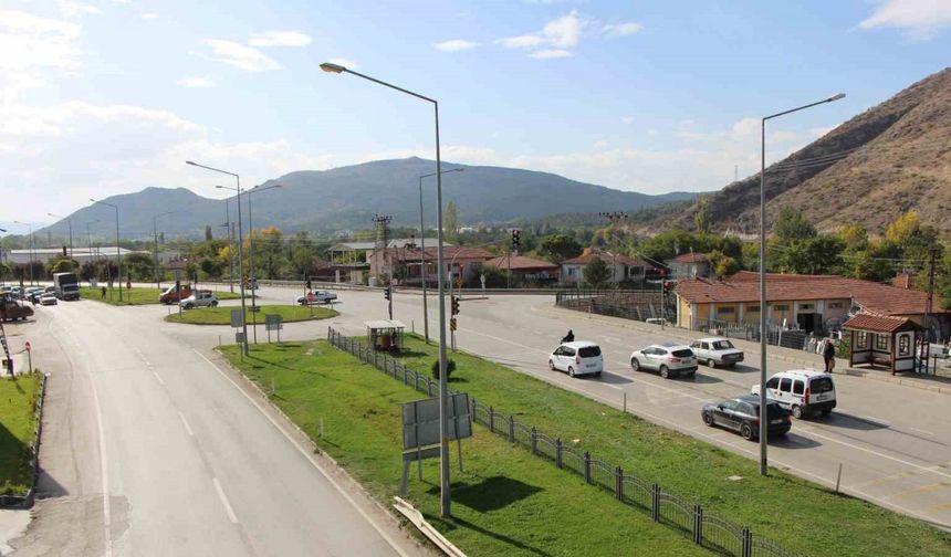 Amasya’da ölüm kavşağına feci kazadan sonra sinyalizasyon yapıldı