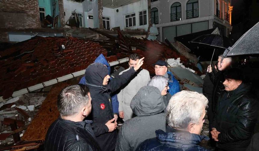 Bakan Yerlikaya: "Yıkılan 3 bina ve 1 iş yerinde incelemelerde bulunduk"