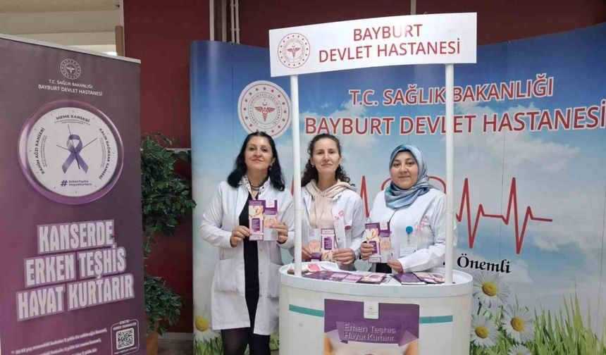 Bayburt’ta meme kanseri farkındalık standı açıldı