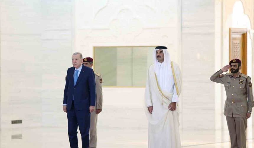 Cumhurbaşkanı Erdoğan, Katar Emiri Al Thani ile görüştü