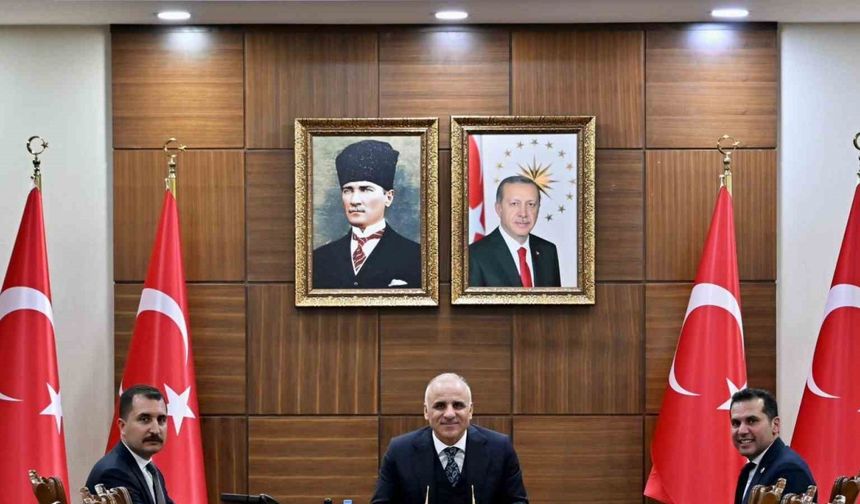 Diyarbakır’da 765 kişilik spor salonunun protokolü imzalandı