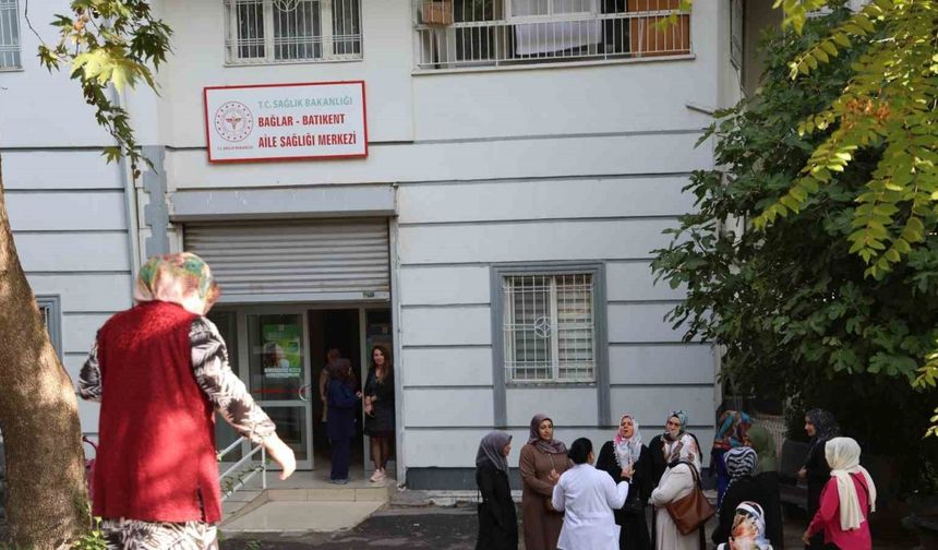 Diyarbakır’da kadınlar, meme kanseri taramaları için Aile Sağlığı Merkezi’ne başvuruyor