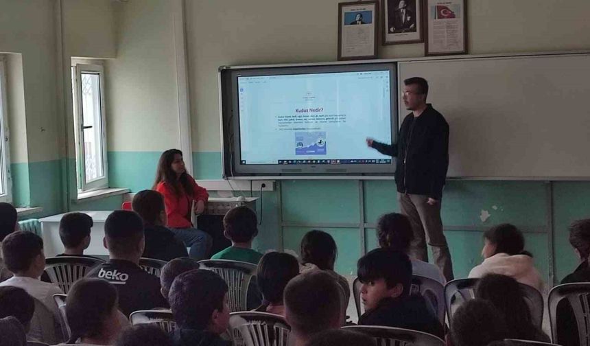 Dr. Akkaya: "Kuduz hastalığı yüzde 91 oranında köpeklerden bulaşmakta"