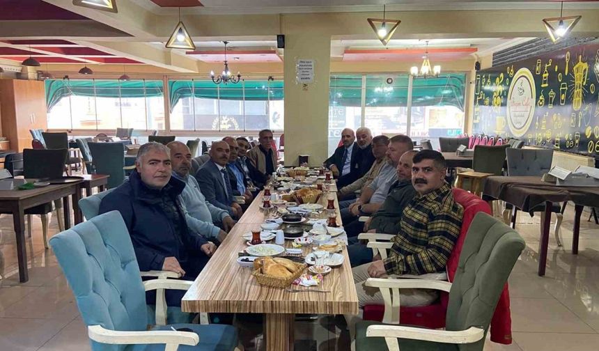 DSYB Başkan adayı Demirbaş basınla buluştu