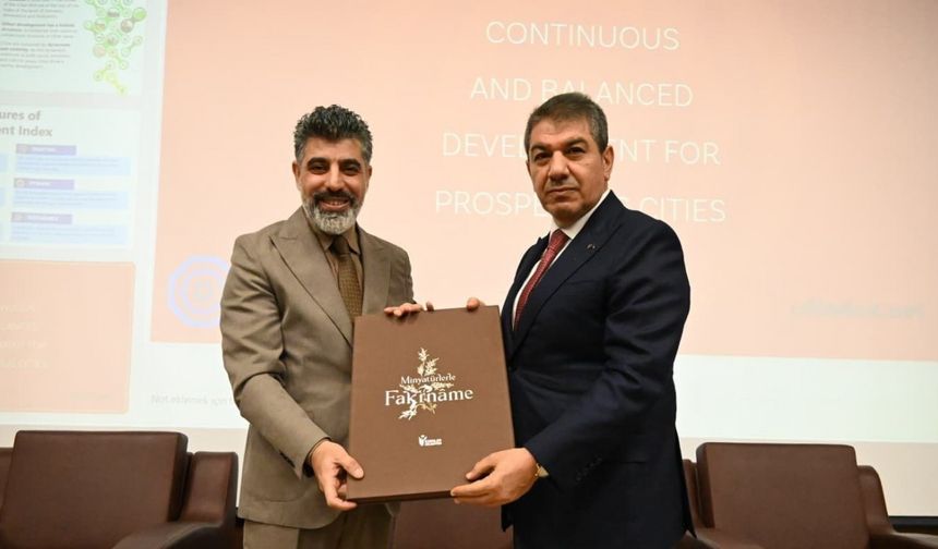 Esenler Belediye Başkanı Göksu Üsküp’te şehirciliği anlattı