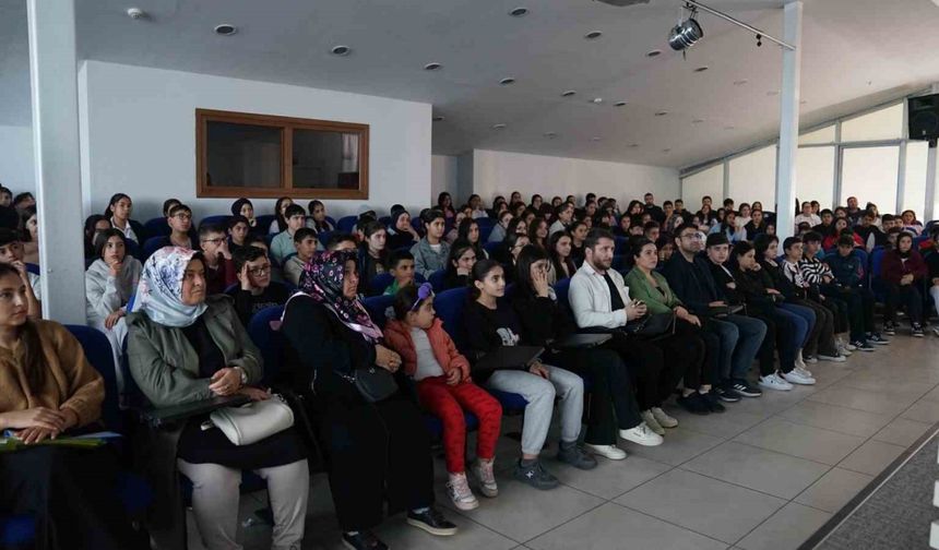Esenyurt Belediyesi’nden öğrencilere LGS yolunda destek