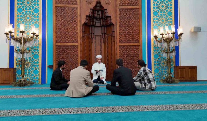 Geleceğin din görevlileri Erzincan’da eğitim alıyor