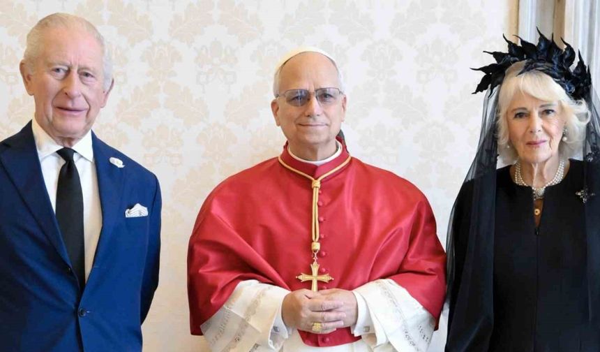 İngiltere Kralı ile Papa 491 yıl sonra ilk kez birlikte dua etti
