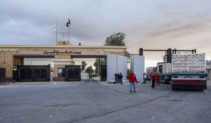 İsrail: "Refah Sınır Kapısının sivillerin geçişine açılmasına yönelik hazırlıklar sürüyor"