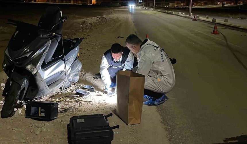 Karaman’da devrilen motosikletin genç sürücüsü ağır yaralandı