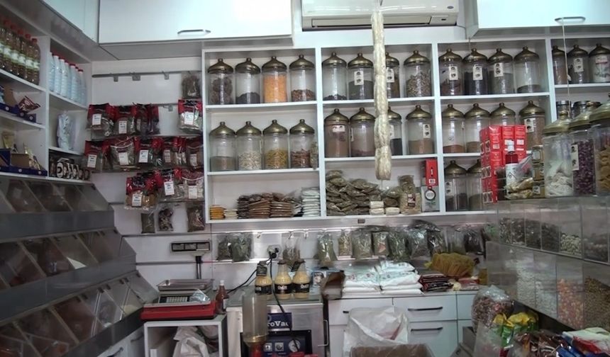 Kütahya’da aktarlara ilgi arttı