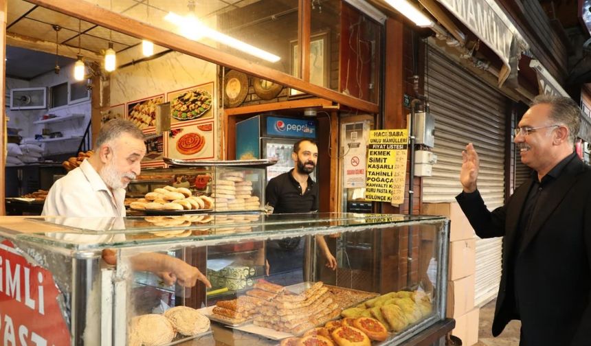 Mehmet Kuş, haftaya esnafla buluşarak başladı