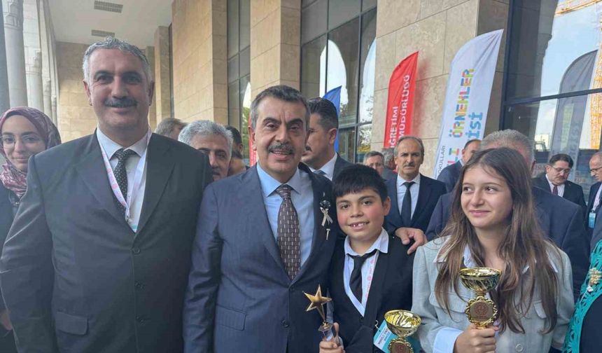 Muş Mevlana İmam Hatip Ortaokulundan Türkiye birinciliği