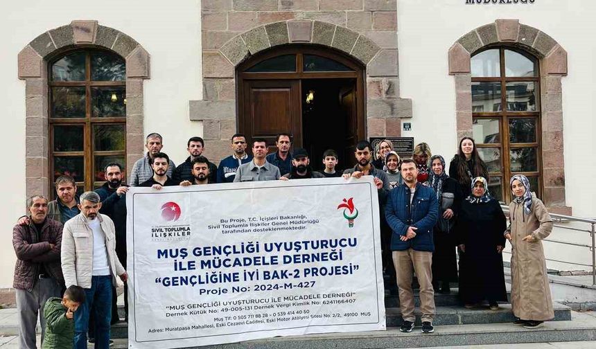 Muşlu gençler, Erzurum’un tarihi ve kültürel mekanlarını gezdi