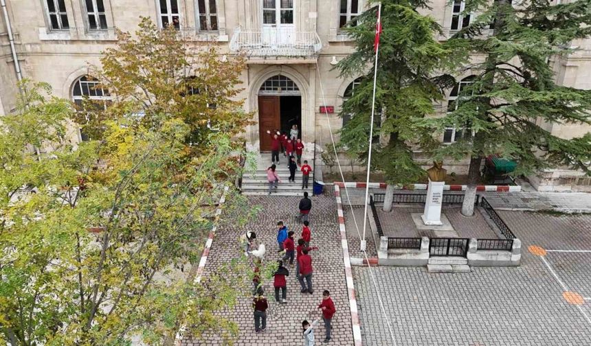 Pınarhisar’ın eğitimdeki asırlık çınarı: Koloğlu İlkokulu binası bir asırdır hizmet veriyor