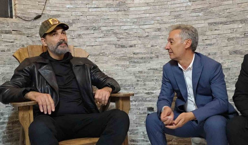 Sanatçı Uğur Işılak’tan Tuz Gölü Obası’na ziyaret