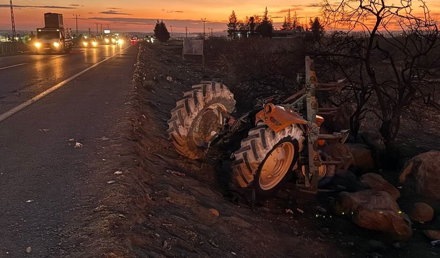 Şanlıurfa’da traktör devrildi: 2 ağır yaralı