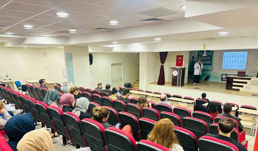 Siirt’te "Klinik Rehberler ve Protokoller" eğitimi