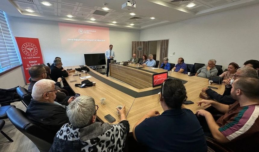 Sinop’ta aile hekimlerine "bağışıklama" eğitimi